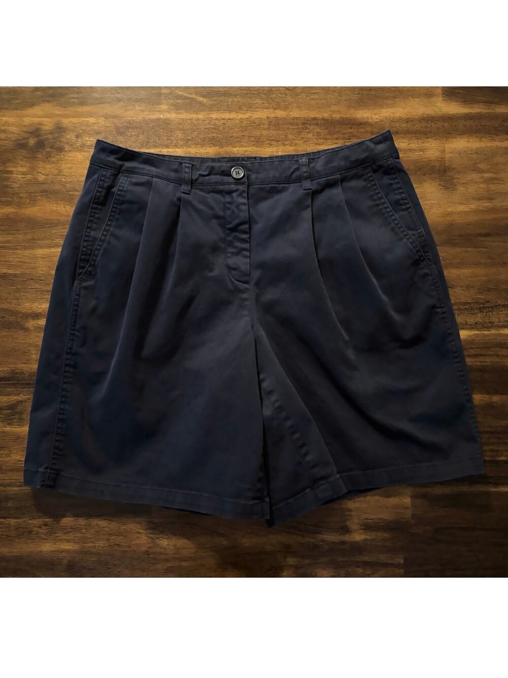 J Crew Women’s 8 Shorts Pleated Heritage Cotton Stretch Chino 9" Inseam Relaxed